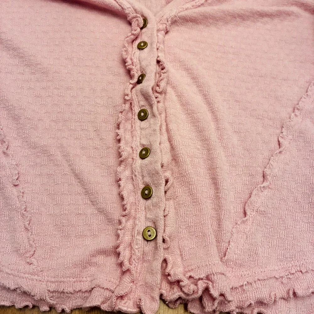We The Free Women Cardigan Pink Cotton Blend Long Sleeve Button Ruffle Top Large - Picture 8 of 11